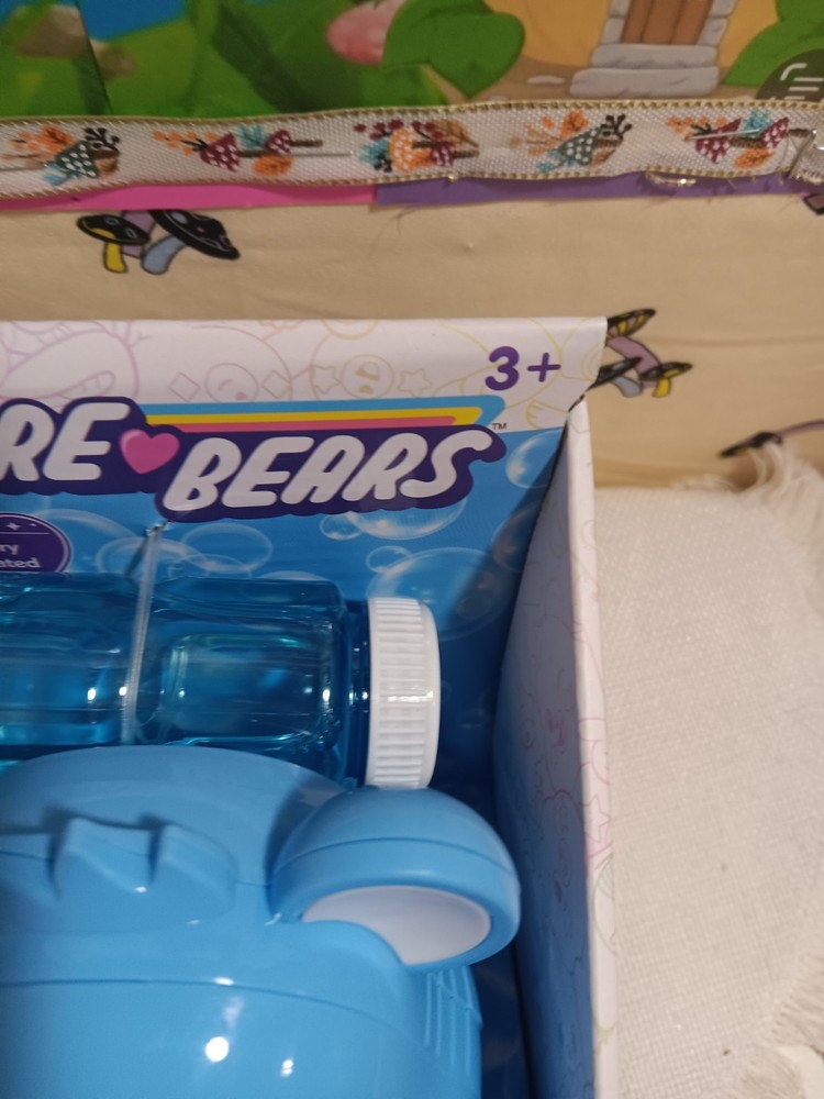 NEW IN BOX CARE BEARS AUTOMATIC BUBBLE BLOWER W/ SOLUTION GRUMPY BEAR 8.25"...