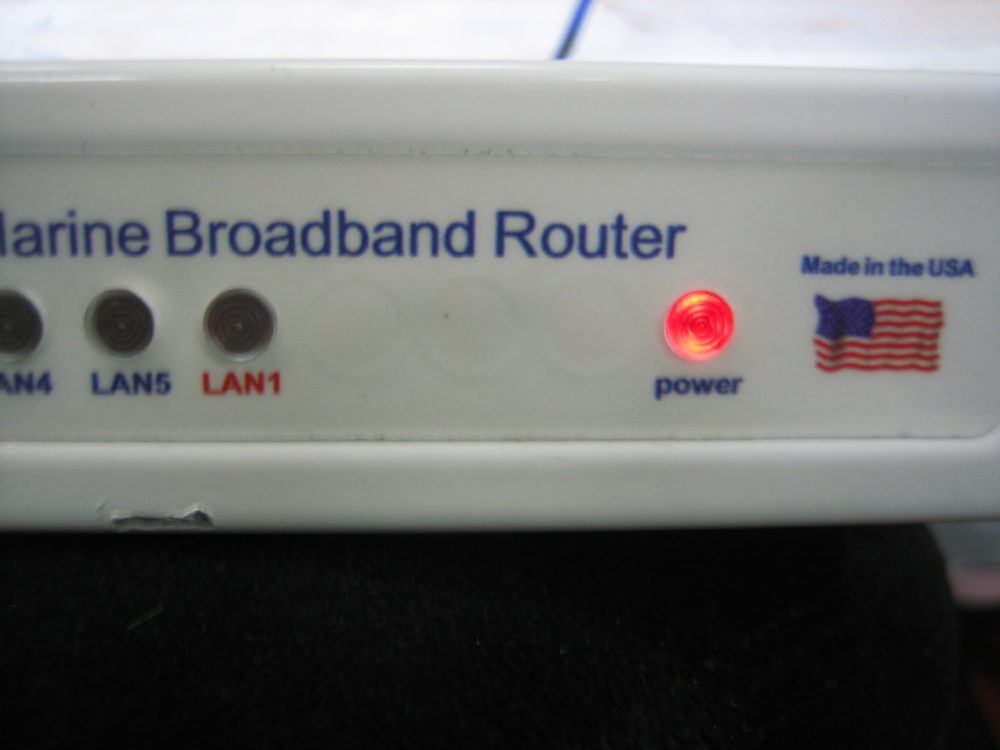Wave WiFi MBR-400 Marine Broadband Router / Great Shape