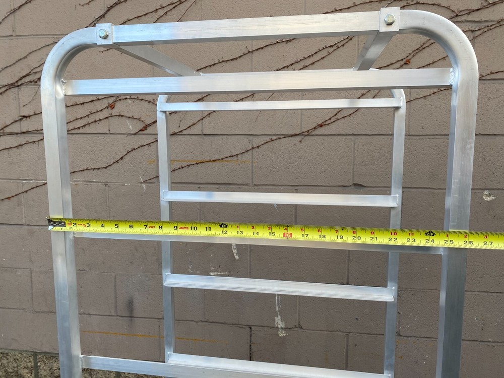 Global Industrial Baking rack/All Purpose Storage Rack