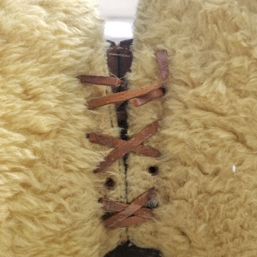 Western Saddle 17 inch tree, beautiful tooling