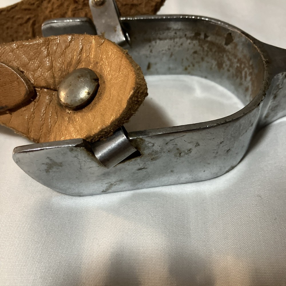 Boot Spur Chrome, Plain, Leather 5-Point Star Rowels . CR ? Preowned Fair