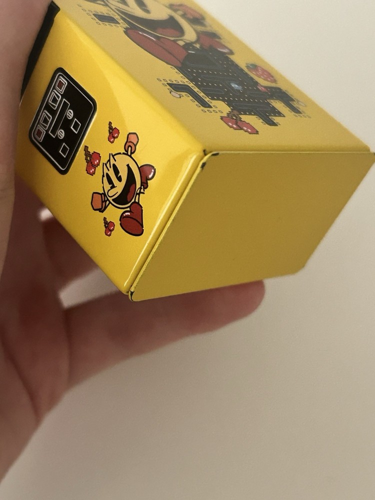 Pac-Man Arcade Machine Tin Box Candy Retro Game Design