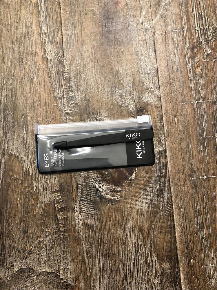 Kiko Milano Basic Tweezers