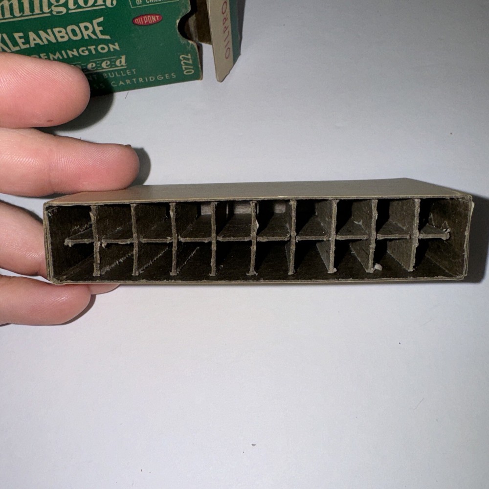 Empty Ammo box Remington Kleanbore 222 Remington