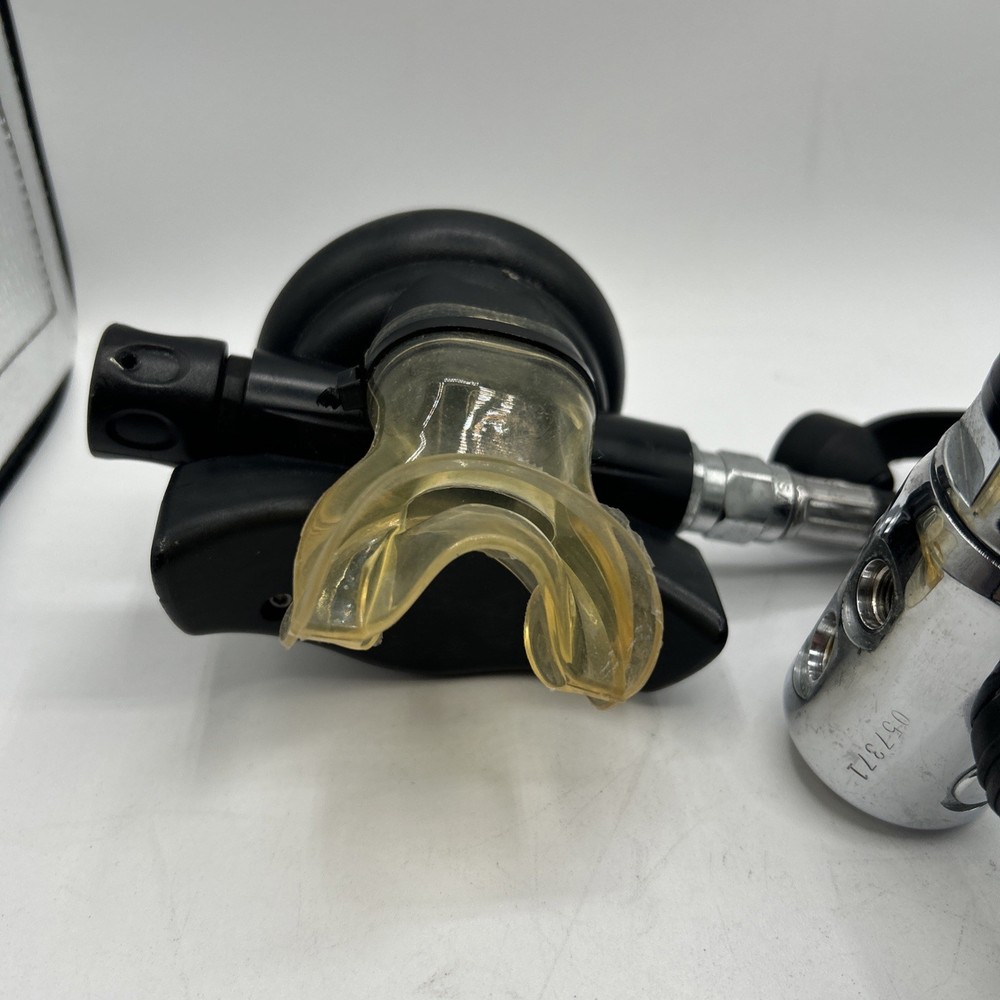 Oceanic Scuba Delta First And Second Stage Regulator. Tested And Working.