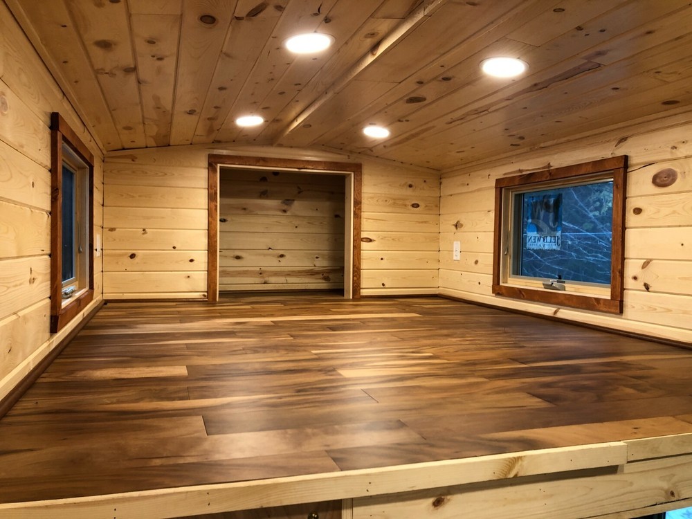 Green Dragon - Tiny House On Wheels
