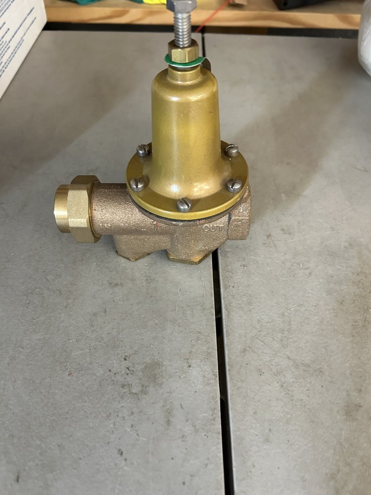 Watts pressure reducing valve 25AUB Z3