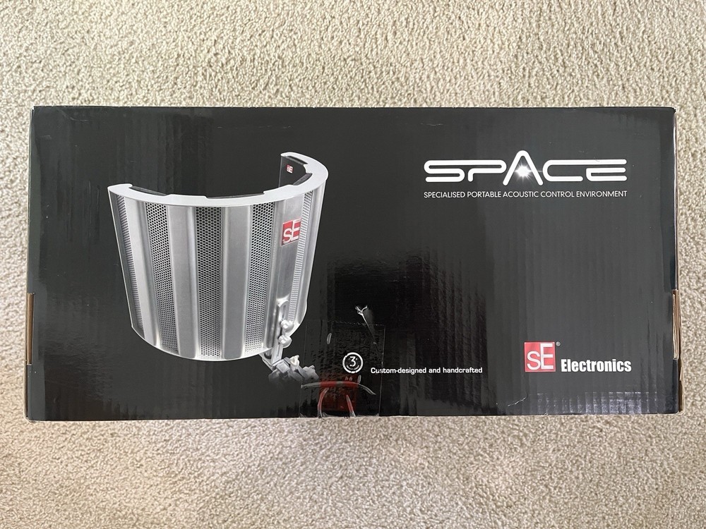 RF SPACE Portable Acoustic Microphone Reflection Filter + STEDMAN Proscreen 101