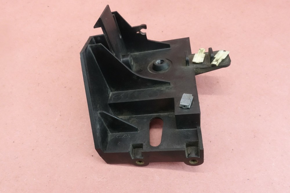 2014-2019 Harley Davidson Electra Glide Limited MOUNT BRACKET 69200231