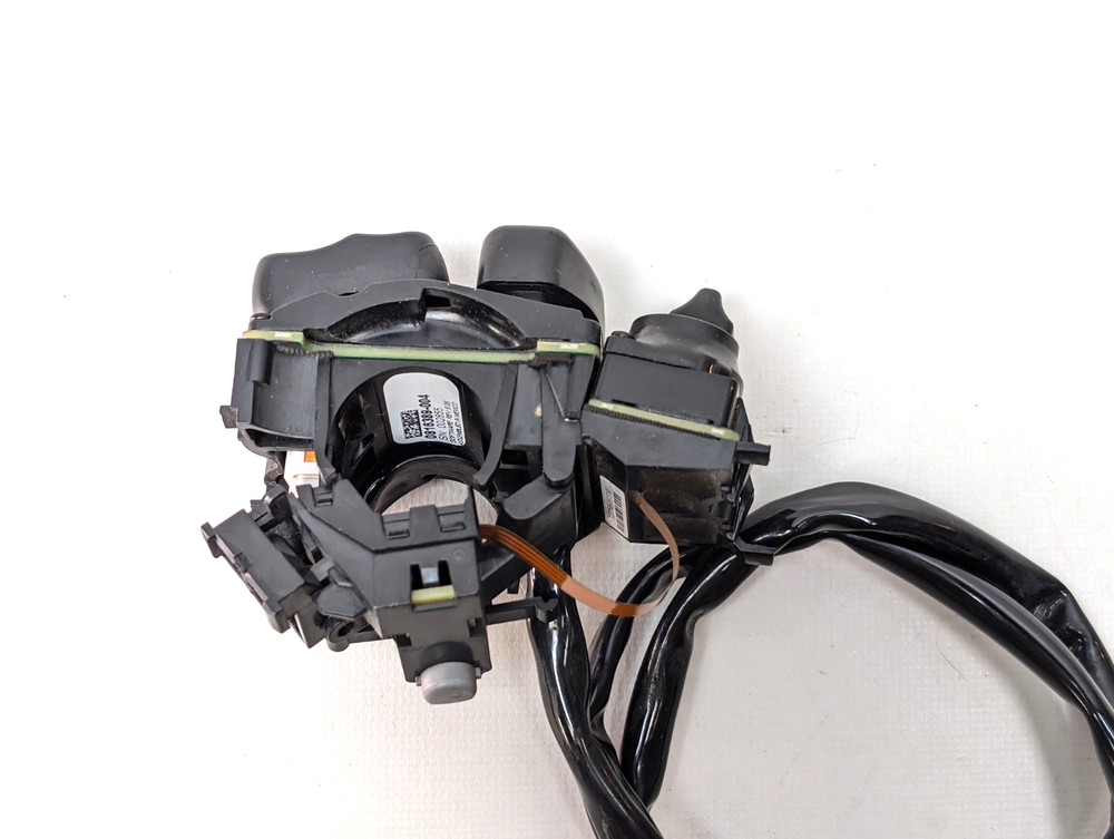 2021-2025 Harley-Davidson Road King Left Switch Pack Handlebar Control 71500568