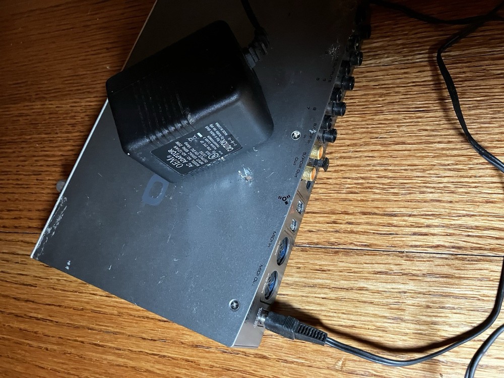 M Audio FireWire 410 interface with power supply