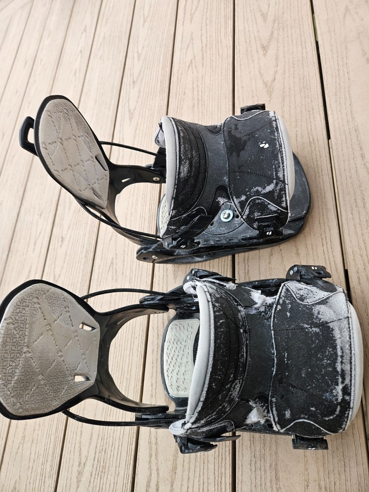 Flow snowboard bindings, Large, Flite 3's