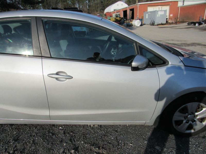 FORTE 2018 Glove Box 948084