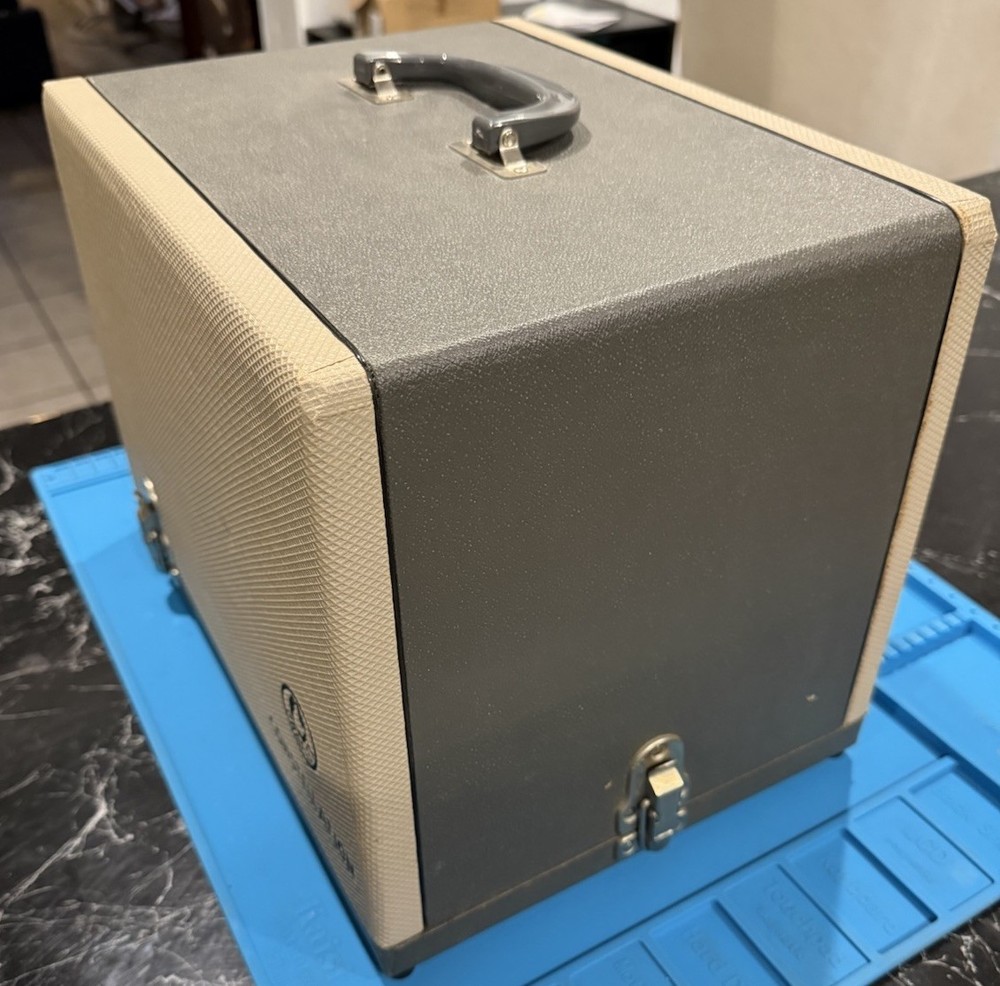 Constellation Mark 2 Vintage Projector With Magazines