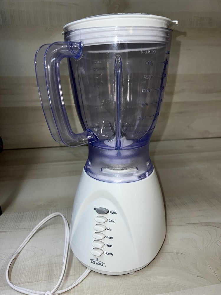 RIVAL 5-SPEED COUNTERTOP BLENDER , MODEL# BL706 New without box
