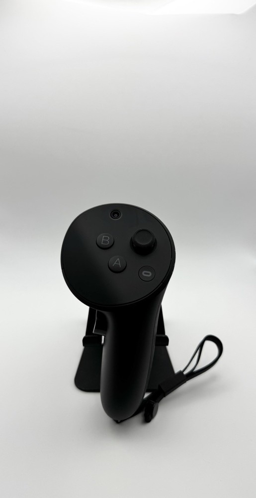 Meta Quest Pro VR Controller Only Right Hand Working | Tested