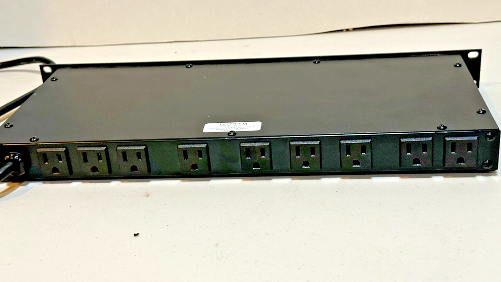 Powerwerks Server Rack Model 1610 Power Pro Conditioner