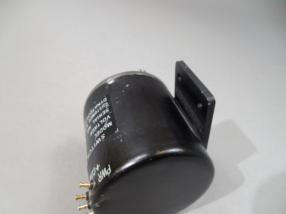 Dynatech 28V RF Coaxil Switch M3-413J281T