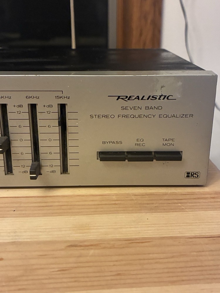 Realistic 7-Band Stereo Frequency Equalizer Model 31-1989 | Powers On | Untested