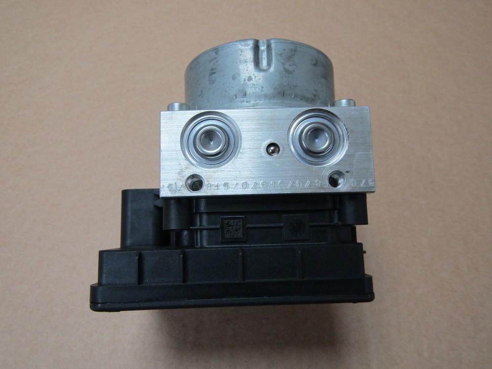 Triumph Speed Triple 1200 RS 2023 ABS pump control unit module (14078)