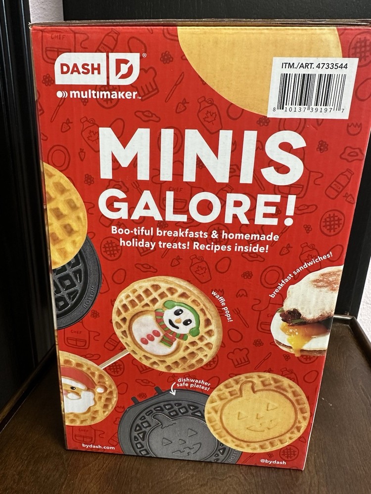 Dash MultiMaker™ Mini System Holiday Waffle Maker with 7 Removable Plates-NEW