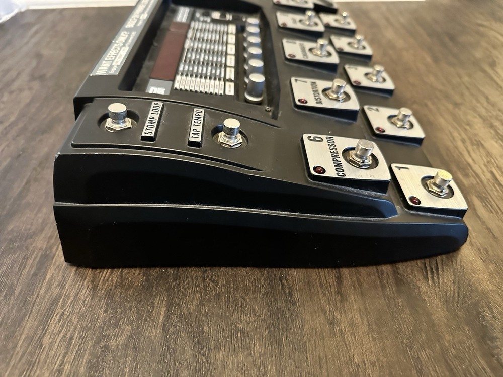 DigiTech RP1000 Multi-Effects Switching System Pedal Guitar Processor Looper