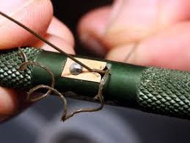 Korda Strippa Tool