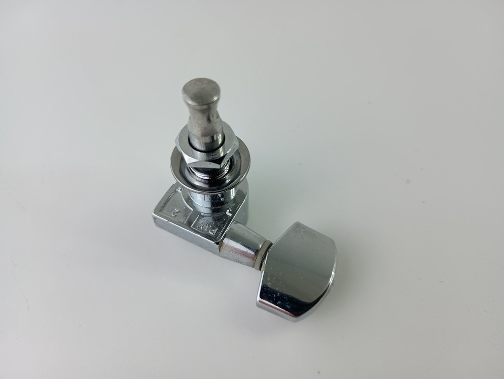 Single Ping Logo Tuner Inline Right Chrome 45⁰ Tab