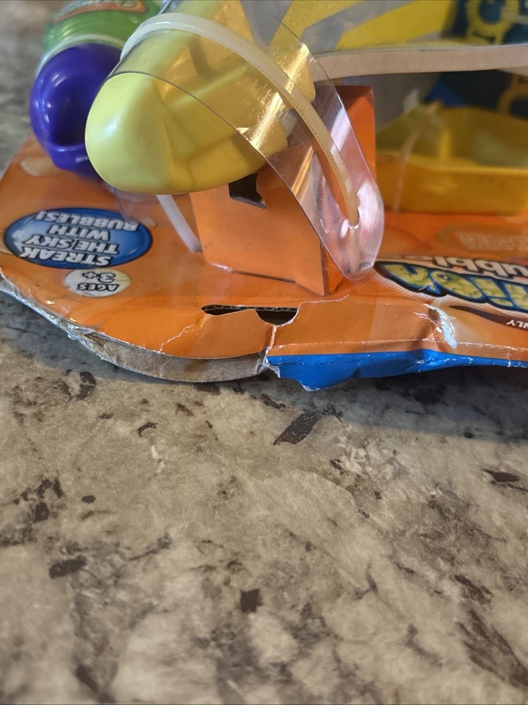 FunRise Gazillion Bubbles Dip & Throw Bubble Glider Plane New With Solution