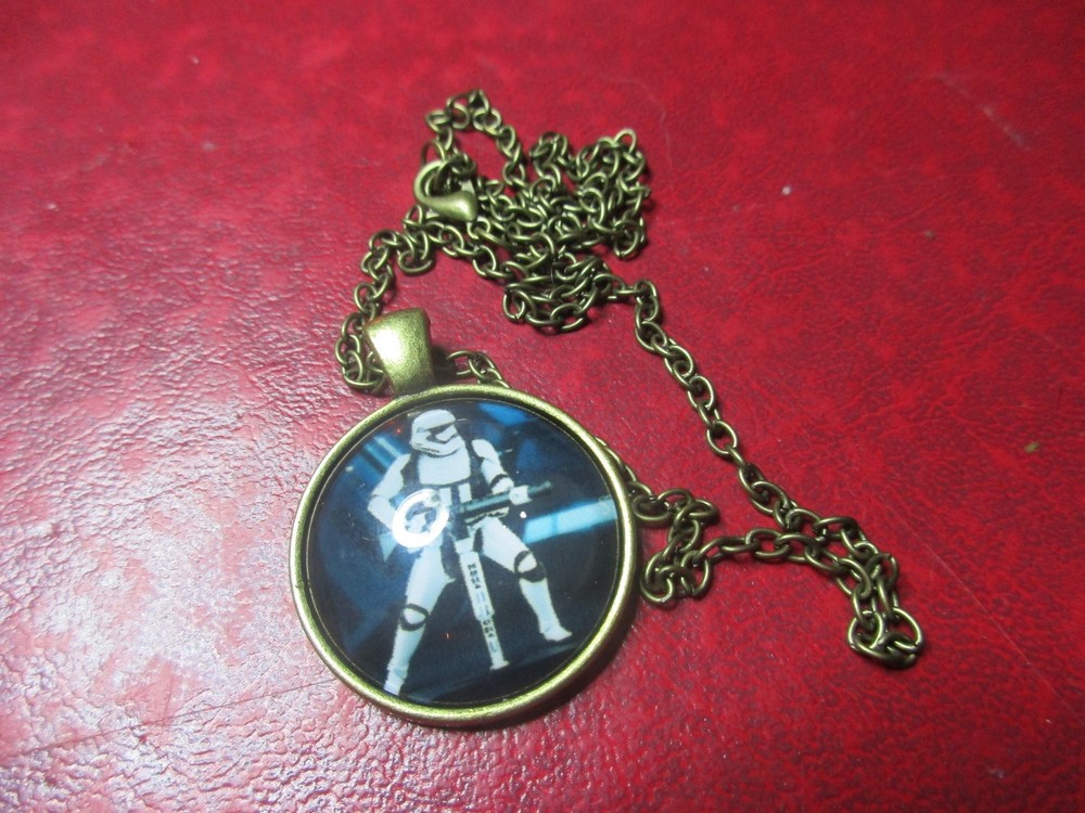 Star Wars Pendant L10