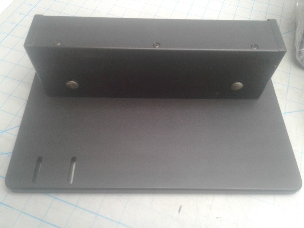 Tracker Versa Track Bolt On Cutting Board 162289