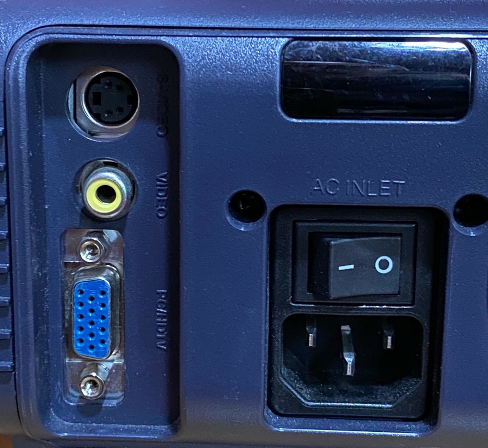 BenQ Value PB6100 Digital Projector