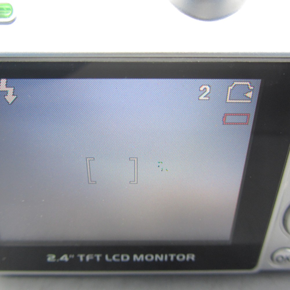 Hitachi Digital Camera HDC-551e 5.0MP Silver Tested