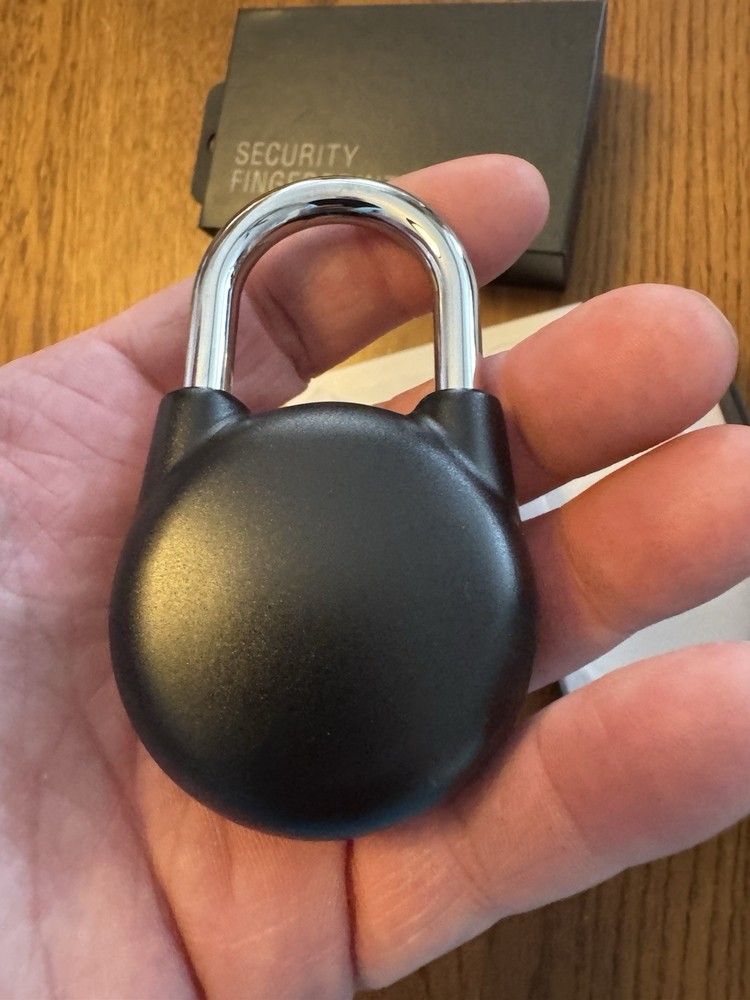 fingerprint lock padlock