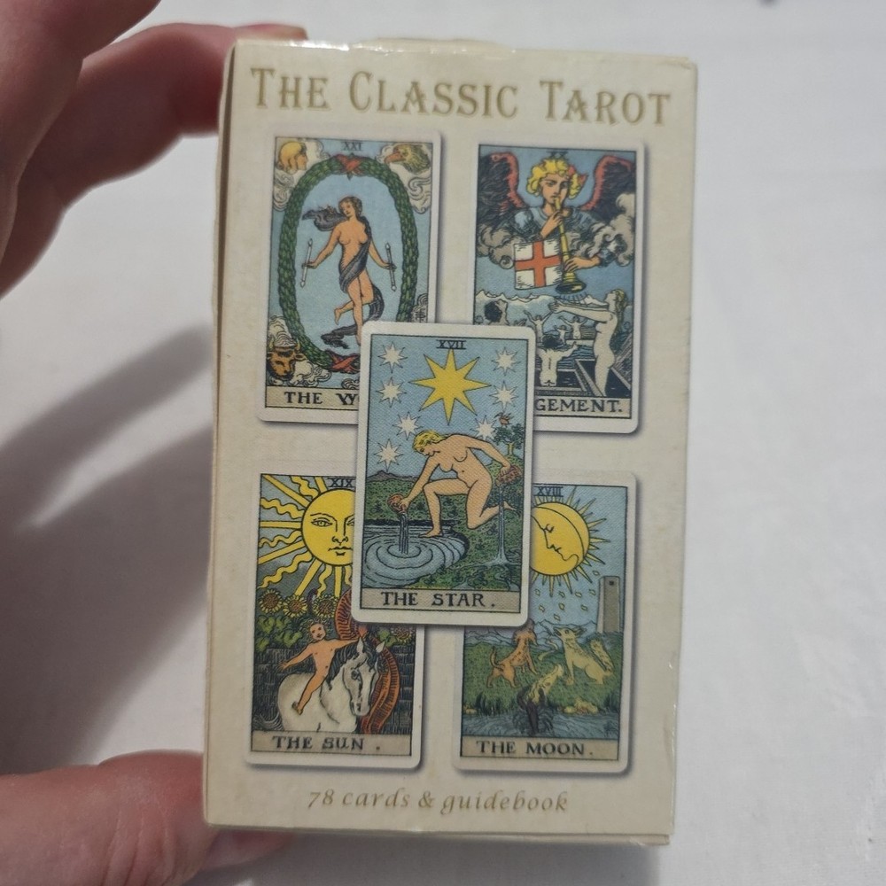 Tarot Classic Card Deck Stuart R Kaplan 78 CARDS With Leather Case
