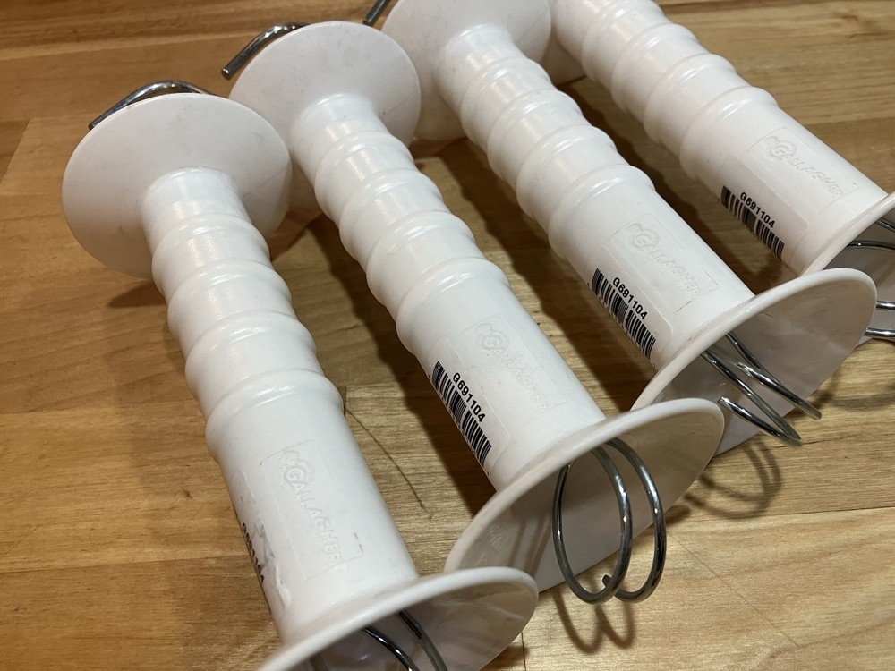 4 Pcs Plastic Electric Fence Gate Handle with Spring White Handle
