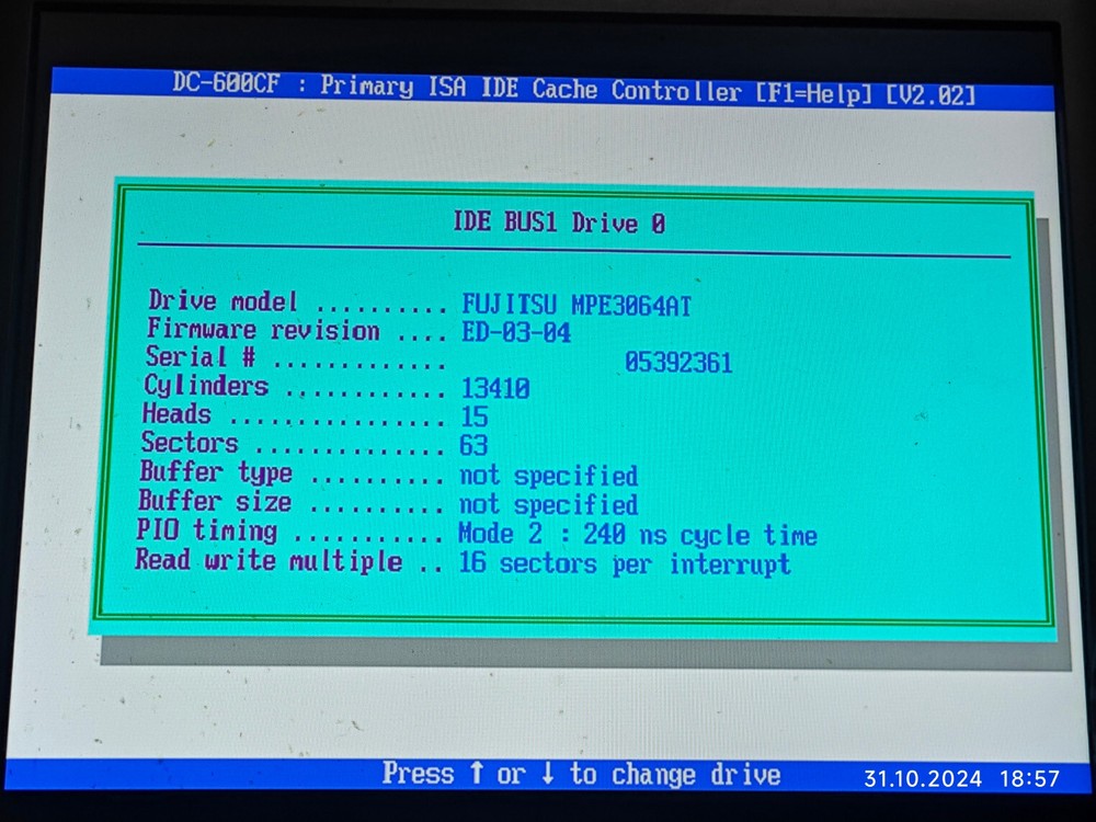 ISA IDE Caching Controller TEKRAM DC-600CF with Harris CS80C286-20 MHz CPU + RAM