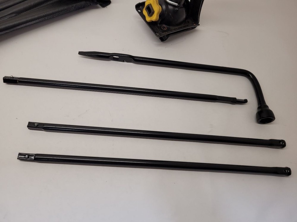 2009 CHEVROLET SILVERADO 1500 Jack