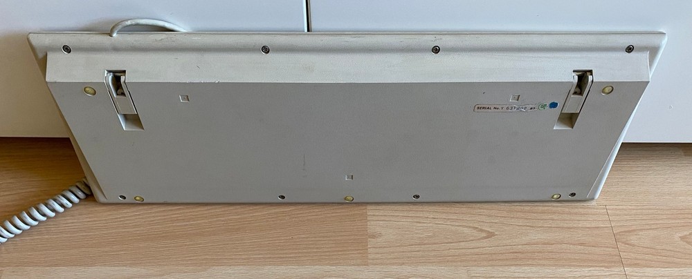 Commodore HI-TEK Keyboard for Commodore PC 631462