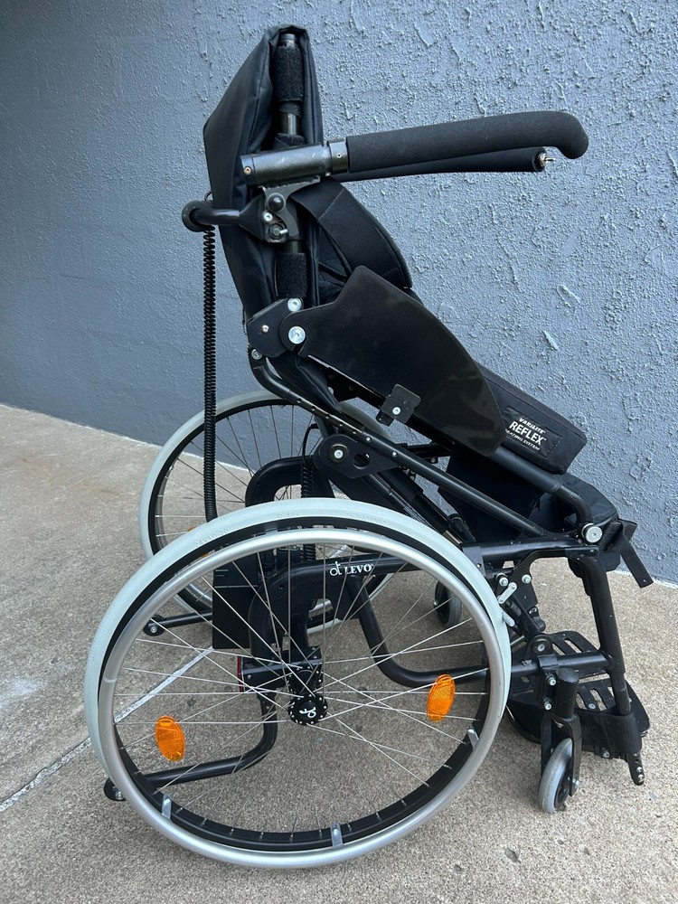 LEVO Power Standing Wheelchair