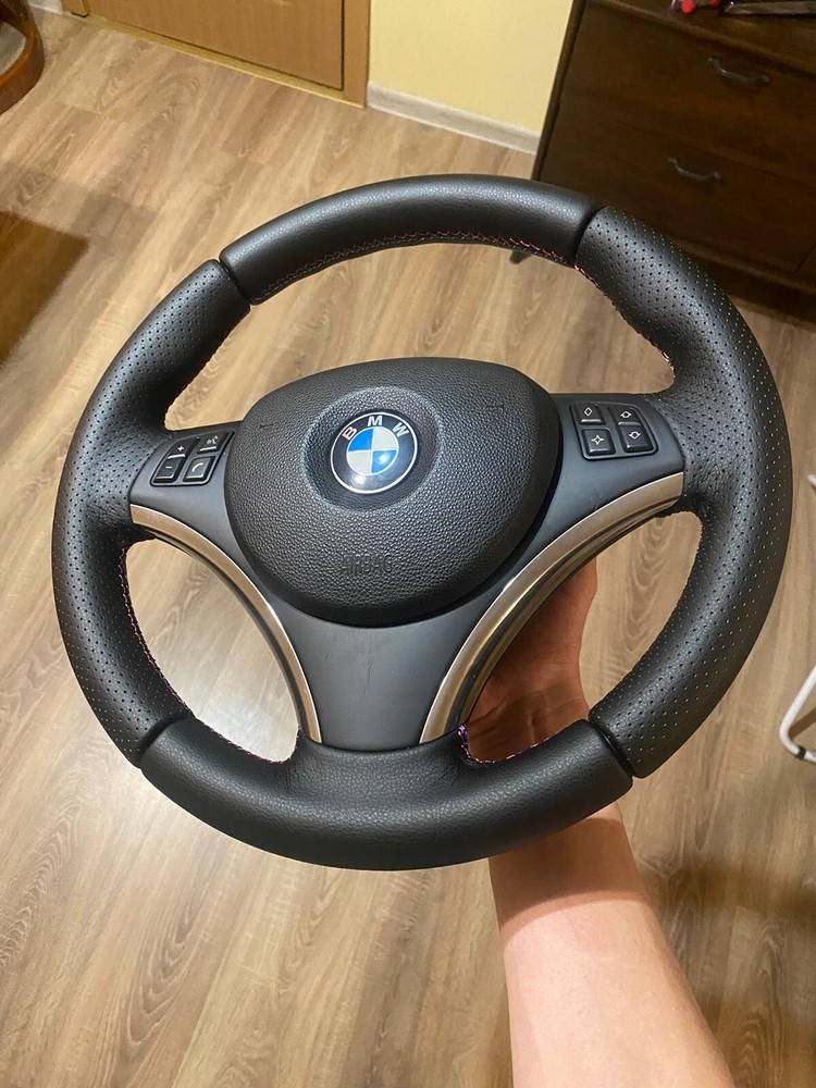 OEM BMW Sport Steering Wheel E90 E91 E92 E93 M3 E82 E81 E87 E88