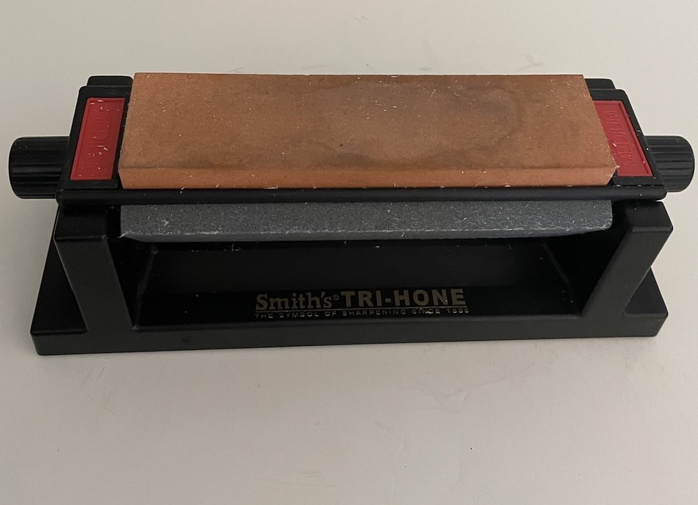 Smith’s  Tri-Hone Stone Sharpening System 3Way Coarse, Medium, Fine
