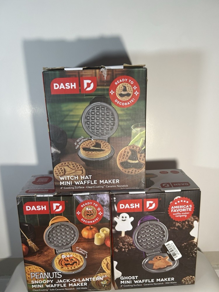 Dash Witch Hat Mini Waffle Maker 4” Nonstick Halloween Kitchen