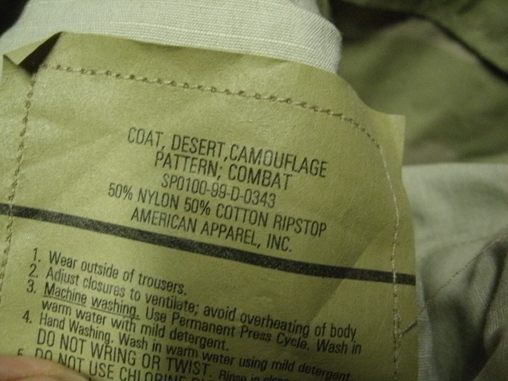 US ARMY DESERT SHIRT/ COAT SIZE MEDIUM SHORT