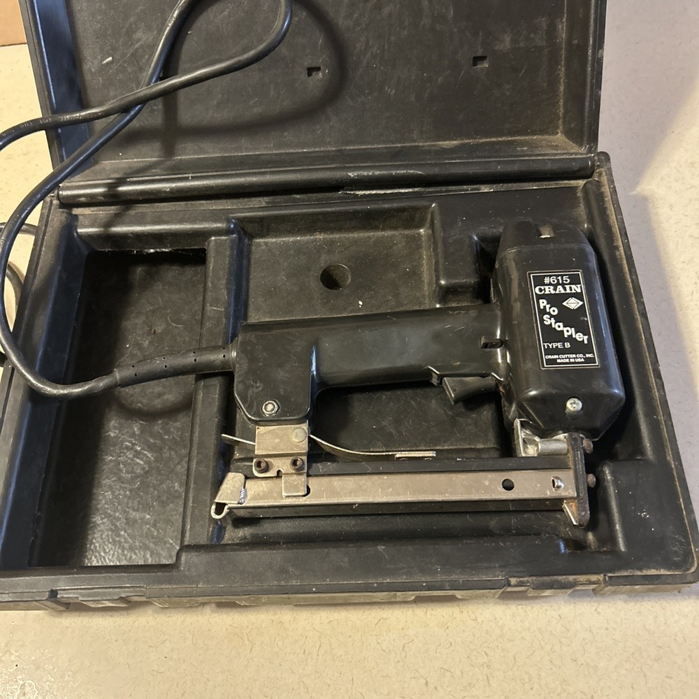 CRAIN #615 Professional CARPET PRO STAPLER TYPE B W/ Case