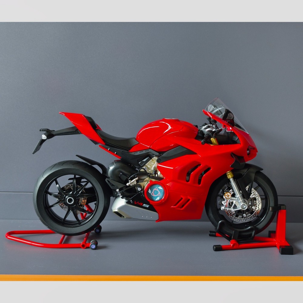 Ducati 1:6 Die-Cast Motorcycle Model, Multi-Function, Premium Gift for Him
