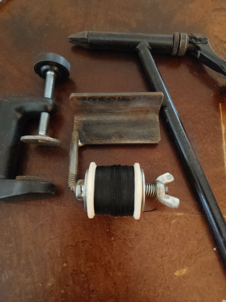 Orvis Fly Tying Kit Vintage Tools, Hooks ,feathers, missing reference book