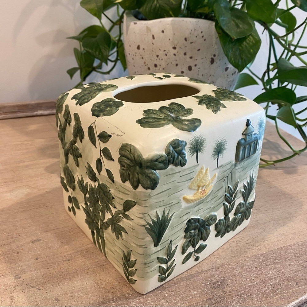 Tropical Beach Green Tissue Box