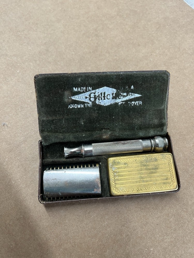 Gillette Old Type Ball End - With Case And Blade Case