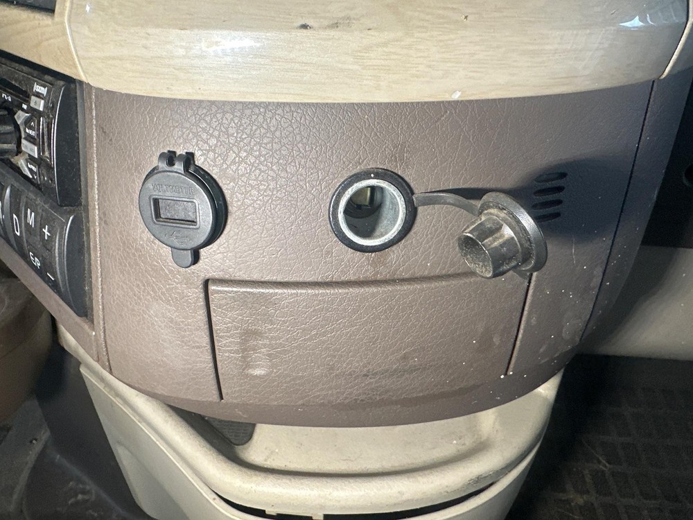 2003-2018 Volvo VNL ASH TRAY Dash Panel - Used